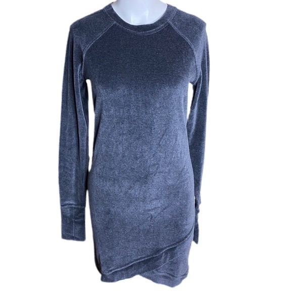 45. Athleta Velour Dress with Tulip Hem Gray Size XXS Fits XS Also - Picture 2 of 7